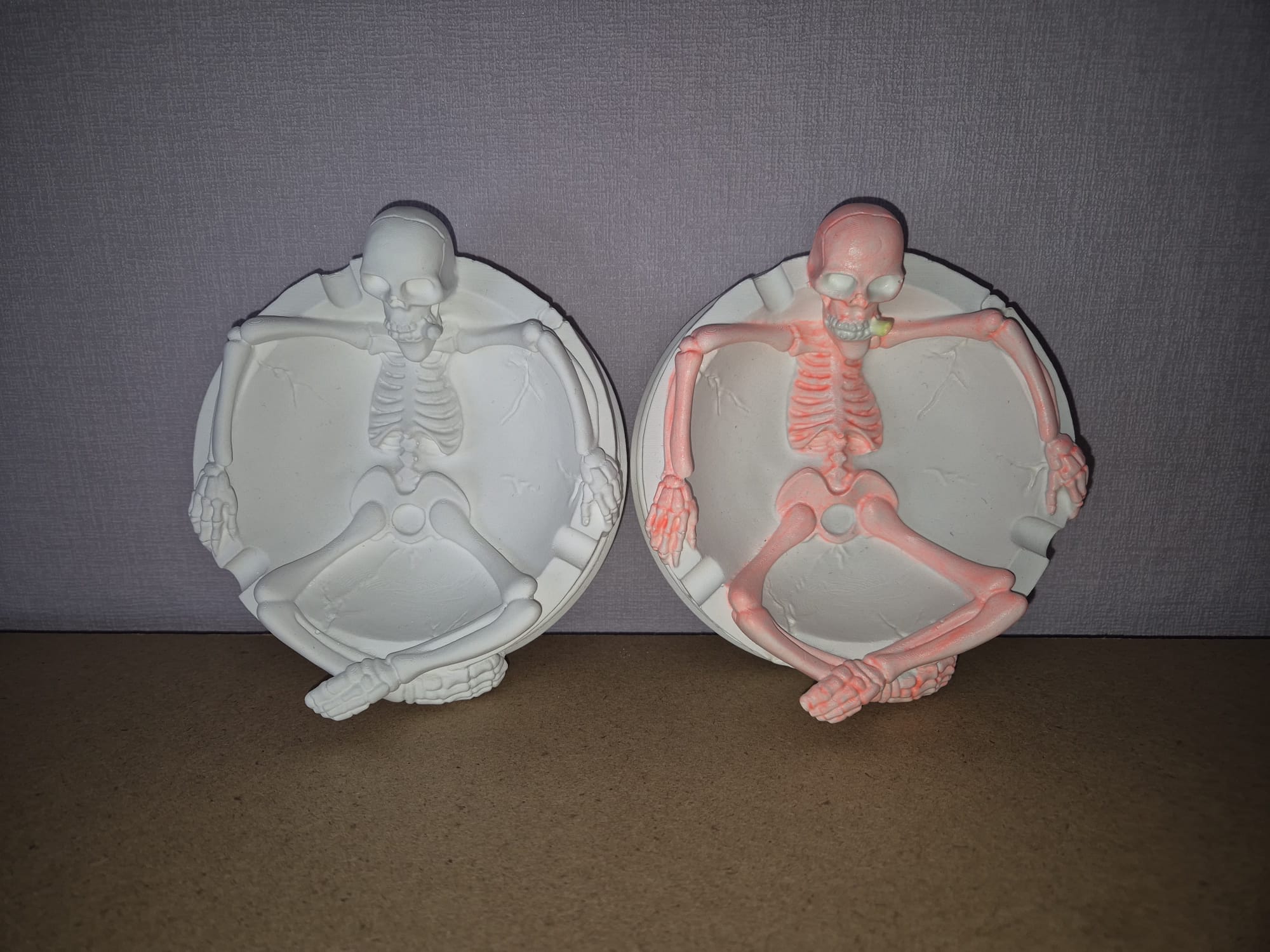 Dekorativer Skelett Aschenbecher – Glow in the Dark, handgemacht, originelles Geschenk