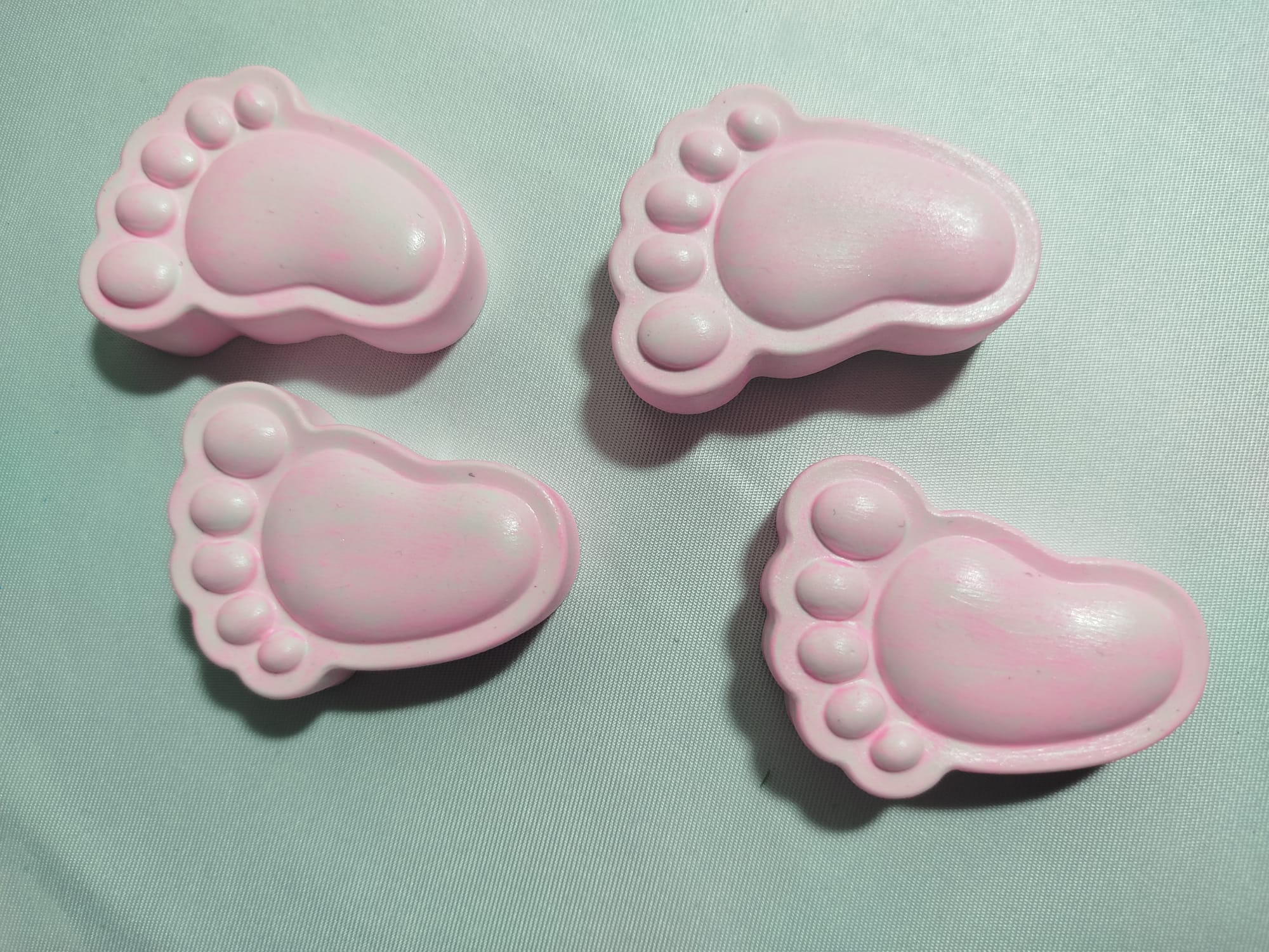 Leuchtende Baby Fußabdruck Magnete – Geschenk zur Geburt & Gender Reveal