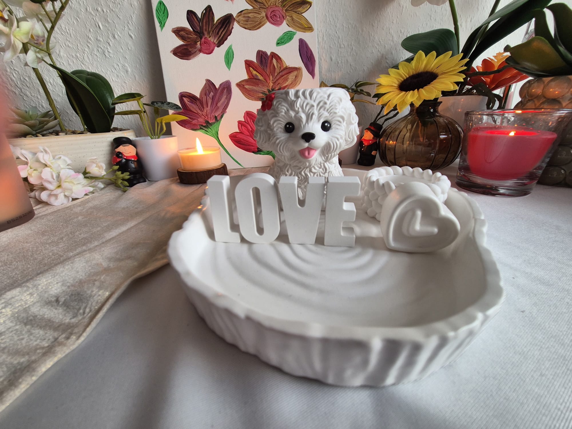 Handgemachtes Hunde Deko Set mit Tablett & LOVE Schriftzug – Elegante Keramik Geschenkidee für Hundeliebhaber