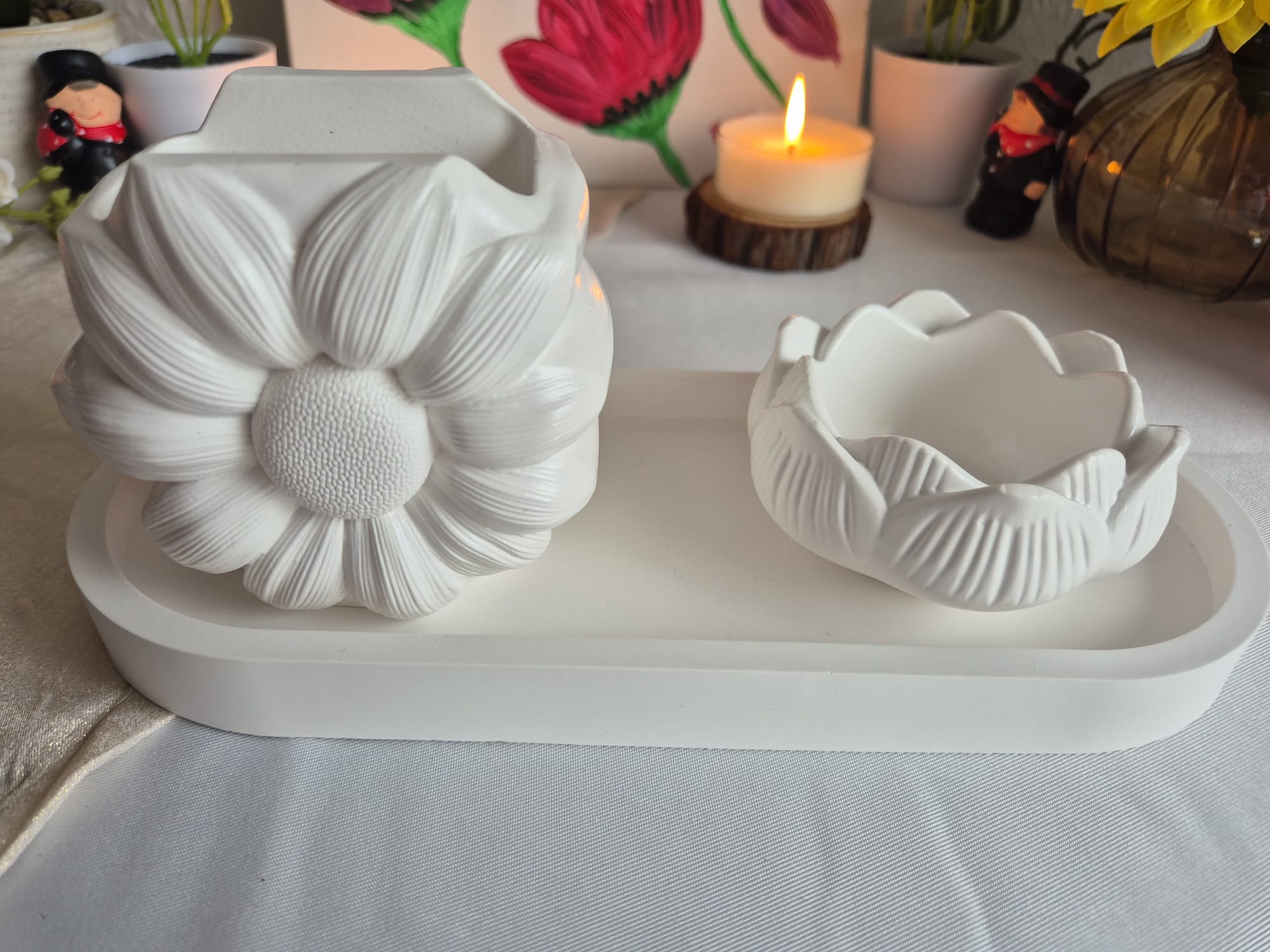 Elegantes Keramik Deko Set mit Vase & Lotus Teelichthalter – Handgemachte Wohnzimmer Dekoration