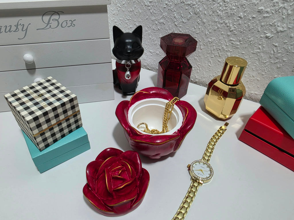 Rote Rosen-Schmuckdose mit Deckel – Handbemalte Aufbewahrungsdose mit Goldakzenten