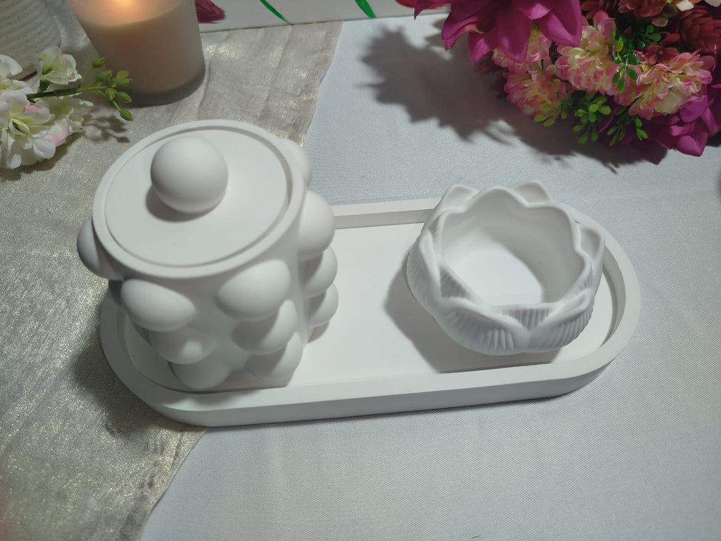 Elegantes Keramik Deko Set in Weiß – Tablett mit Lotus-Kerzenhalter & Dose | Modern & Handgefertigt