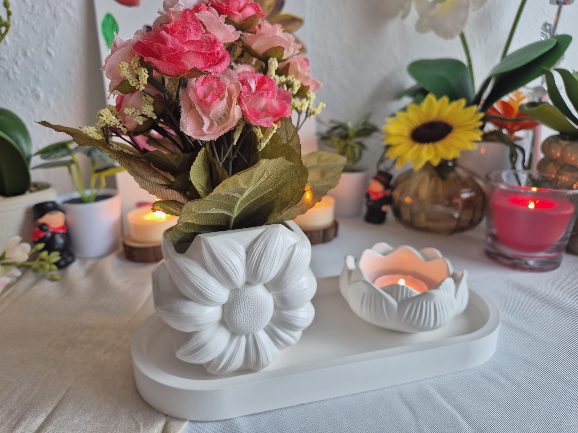 Elegantes Keramik Deko Set mit Vase & Lotus Teelichthalter – Handgemachte Wohnzimmer Dekoration