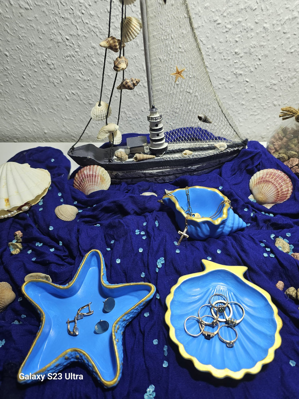 Maritimes Schmuckschalen Set Blau-Gold – Handgemachte Keramik Muschel & Seestern Deko