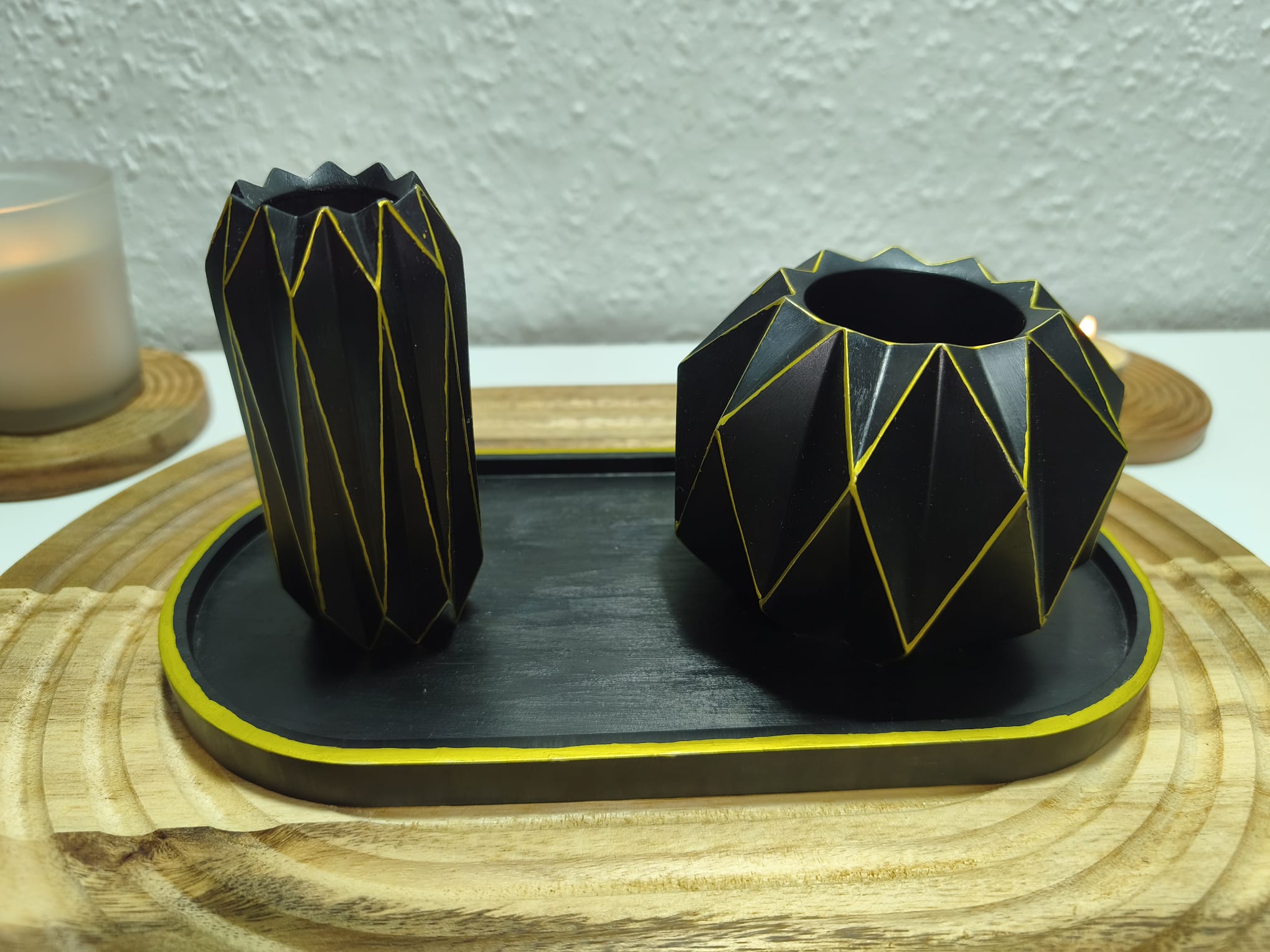 Deko Set Schwarz Gold – Handgefertigte Vasen & Tablett | Moderne Wohndeko